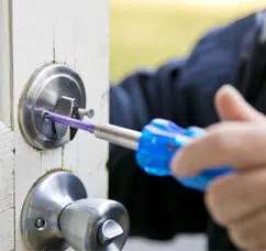 City Locksmith Store Dallas, TX 972-908-5983 City Locksmith Store Dallas, TX 972-908-5983 - 12-Changing-Locks