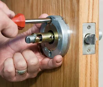 City Locksmith Store Dallas, TX 972-908-5983 - 13-New-Locks-Installation